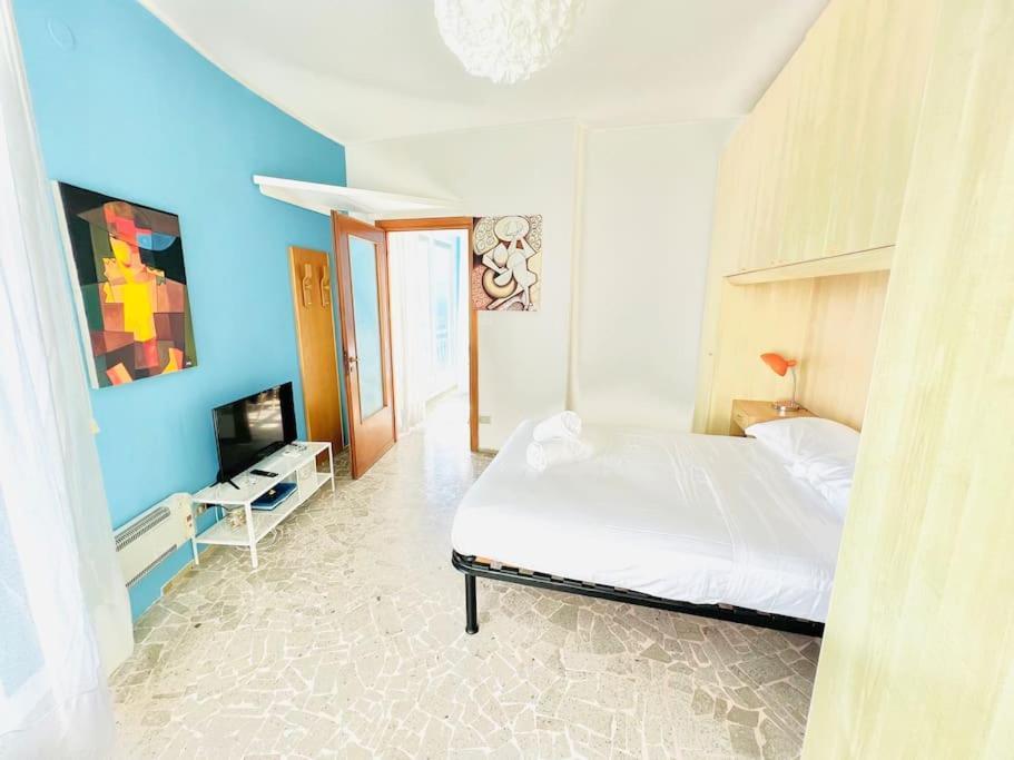 Suite Sunset 21 - Fronte Mare Sanremo Exteriér fotografie