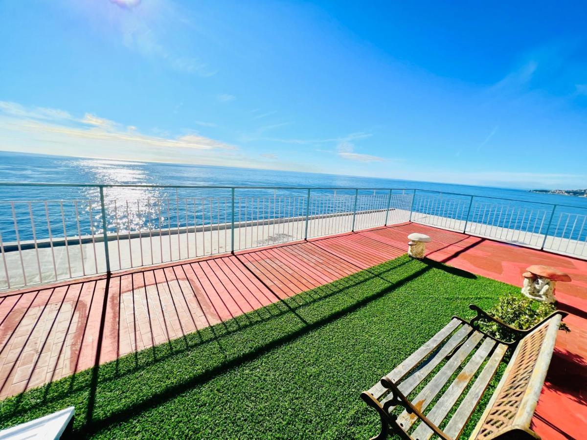 Suite Sunset 21 - Fronte Mare Sanremo Exteriér fotografie