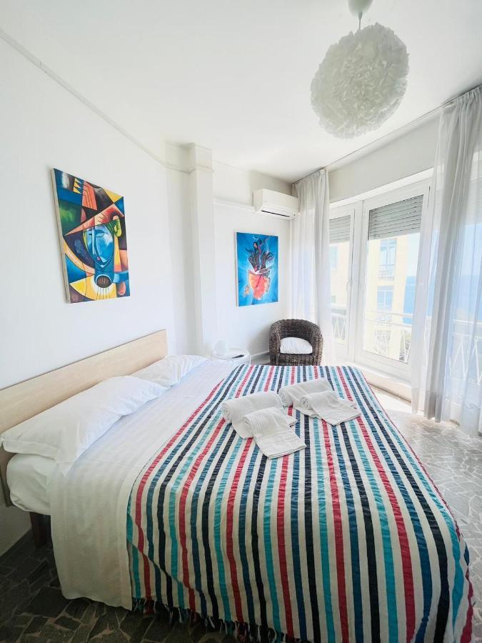 Suite Sunset 21 - Fronte Mare Sanremo Exteriér fotografie